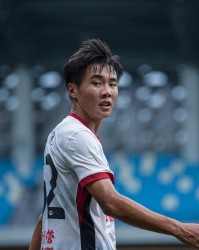 南宫NG28-官宣！17岁新星前锋，获中国足球金童奖，U17亚预赛狂轰5场9球