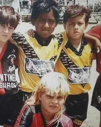 NG28-第一次出国打比赛 9岁梅西的一个举动让人赞叹！