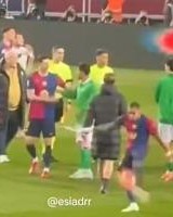 南宫28-拉菲尼亚和特尔施特根内讧？西媒：无实质冲突，只是不满裁判判罚