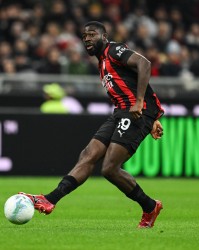 NG28-记者：福法纳无意加盟加拉塔萨雷，后者多次打探均未敞开大门